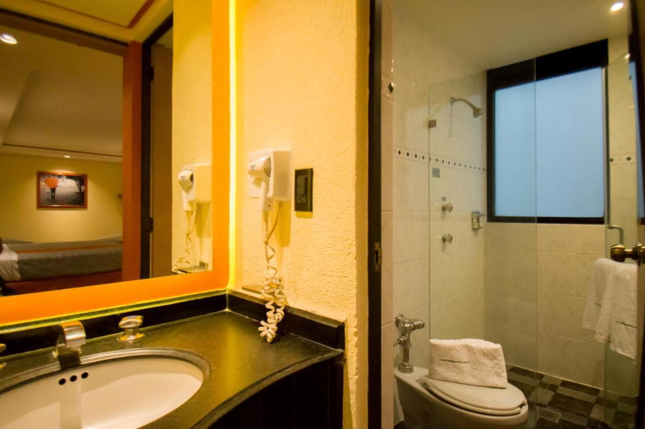 Hotel Catalina Kota Meksiko Bagian luar foto